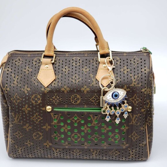 100% Auth Louis Vuitton Lock & Key with unbranded Bagcharm, Keycharm, Keychain - Picture 1 of 9